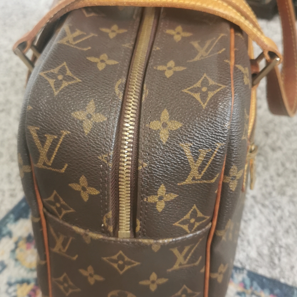 Louis Vuitton Monogram Canvas City Size GM - Picture 4 of 14